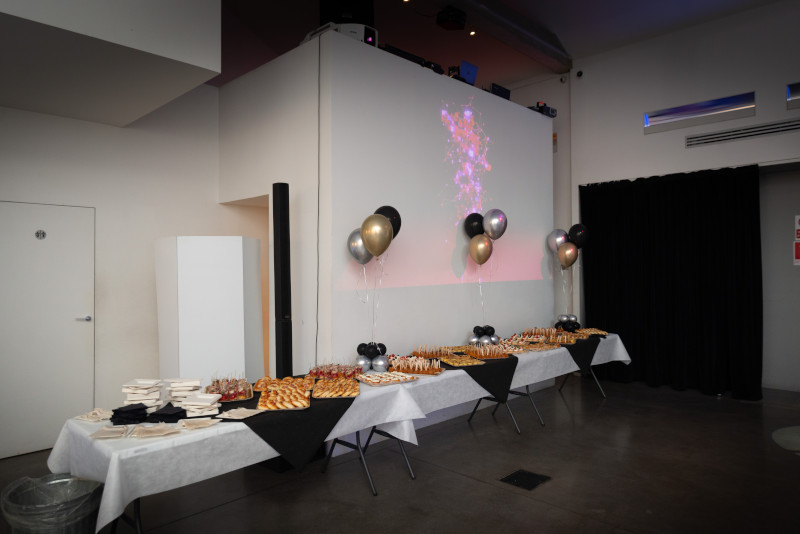 Organizzazione festa compleanno 60 anni location moderna total white Milano - 8